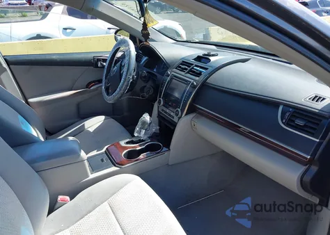 2012 Toyota Camry Xle z USA, uszkodzony, nr VIN 4T4BF1FK6CR206718